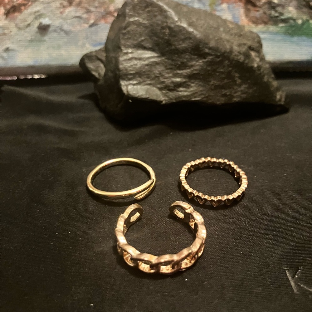 Elegant Gold-Tone Ring Set